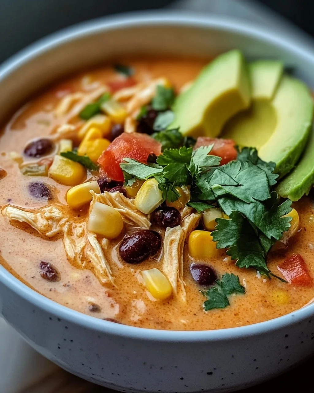 Cremige Hähnchen-Enchilada-Suppe: Ein Genuss für alle!