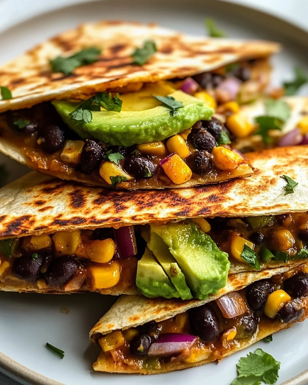 Vegane Quesadillas mit Bohnen & Avocado – Schnell & lecker!